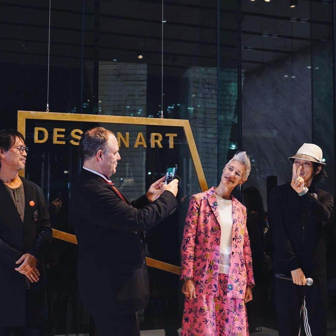 のインスタグラム：「Designart tokyo 2019: actually,  I’m so lucky to meet Co-founders of Designart Tokyo for my life. Thank you. #designart」