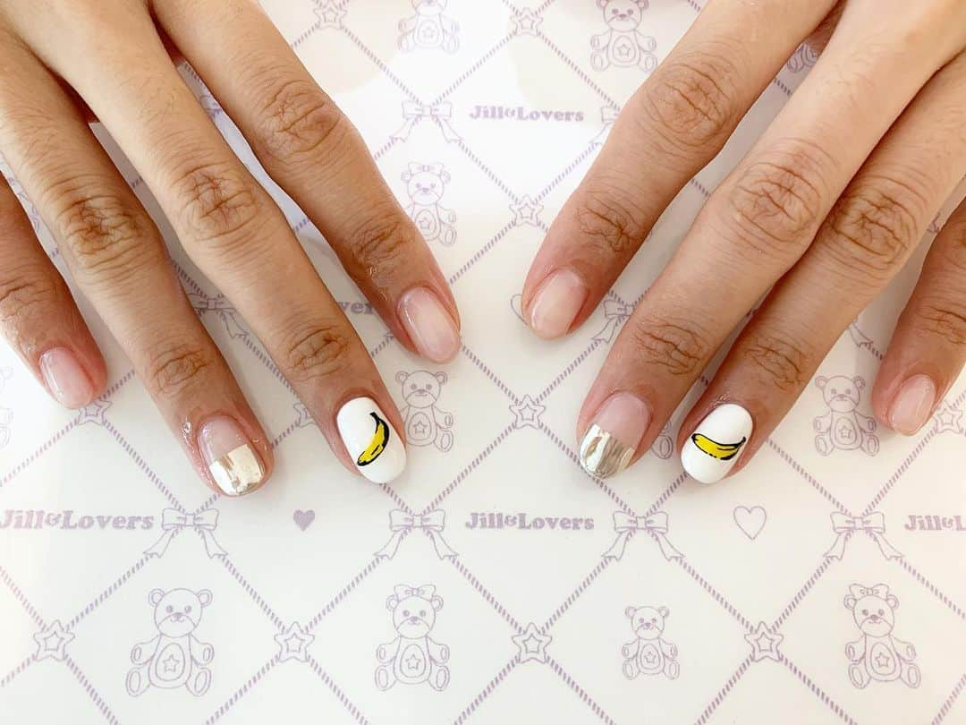 mamijinguさんのインスタグラム写真 - (mamijinguInstagram)「🍌 #jillandlovers #nail #nailart #paragel #gelneil#gel #ネイル #ネイルアート #me #look #love #かわいい」10月28日 23時58分 - mamijingu