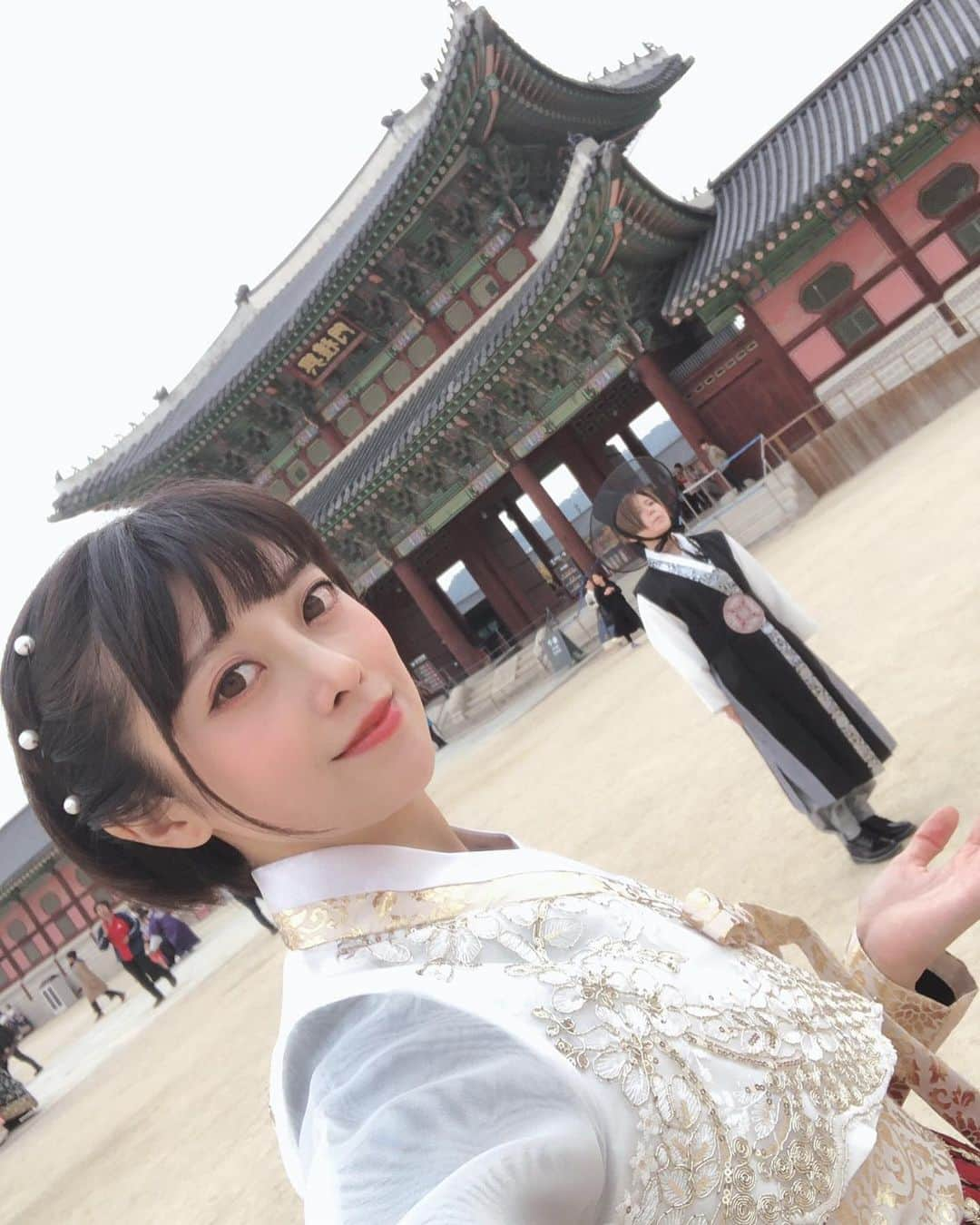 武藤つぐみさんのインスタグラム写真 - (武藤つぐみInstagram)「#チマチョゴリ #韓国 #景福宮」10月29日 0時38分 - tugumi_muto