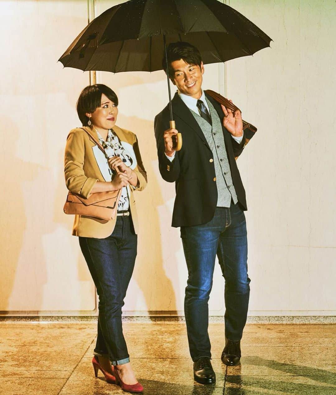 コージ・トクダさんのインスタグラム写真 - (コージ・トクダInstagram)「今日は雨ですね☔️﻿ 傘は必需品ですよ。﻿ ﻿ [ジーンズ]コンプリートフリー ストレート（BIG JOHN）﻿👖 ﻿ #岡山デニムアンバサダー #基本デニムにTシャツスタイルだから嬉しいね #デニム #デニムコーデ ﻿ #denim﻿ #lifnindenimokayama」10月29日 11時26分 - koji_tokuda1220