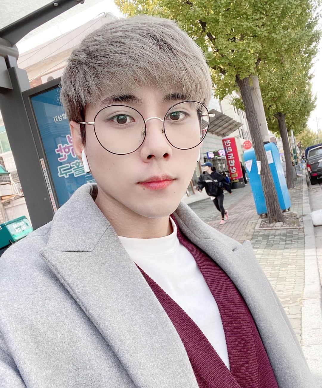 ジョンウク のインスタグラム：「바른생활 너무 힘들잖아!!!!!!!!🤬 . . . .  아프리카tv 유튜브 가수정욱 검색해주세요.. ㅎㅎ . . . . . . #서울#인천#홍대#도쿄#연남동#연트럴파크#인하대#데일리#가수정욱#정욱#그사람그대라서#뚫고싶어라#Heyyou#스트리밍#축가#축가문의#DM #촬영#태양#소원#힐링#아프리카티비#운동#아프리카TV」