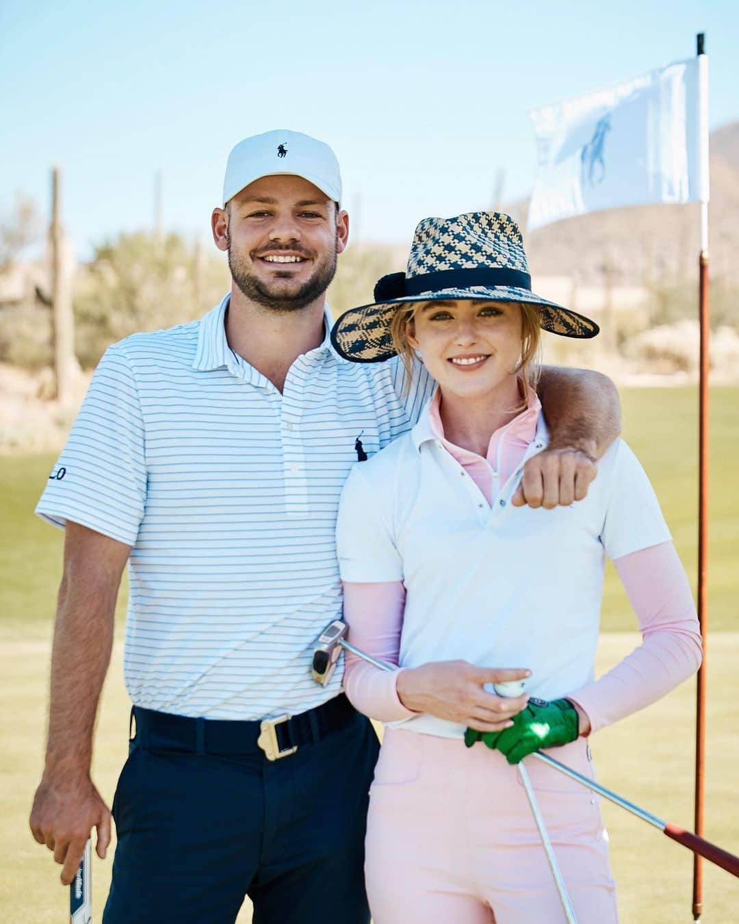 Polo Ralph Laurenさんのインスタグラム写真 - (Polo Ralph LaurenInstagram)「A day of golf topped off with a bite from the Ralph’s Hotdogs Airstream.  RL Ambassador Doc Redman, actress #KathrynNewton, actor #PatrickSchwarzenegger, and guests compete at The Golf Club at Dove Mountain.  #PoloRalphLauren #PoloGolf #RLXGolf」10月29日 11時35分 - poloralphlauren