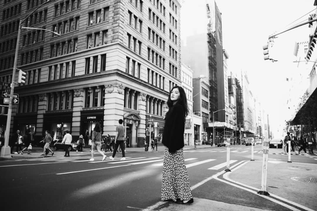 のインスタグラム：「Session with #sundaecruzphotos #sundaecruz at Madison Square in NY. #blackandwhite」