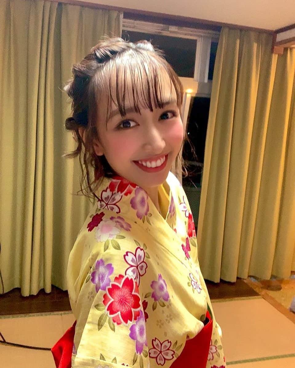 奈良歩実さんのインスタグラム写真 - (奈良歩実Instagram)「浴衣👘のシーンがあったよ🌟🌼 好きな黄色だ😁 発売イベントで会おうね😁 →https://tokyolily.jp/products/detail.php?product_id=19695  #1stDVD #グラビア #オフショット」10月29日 12時17分 - ayumi471471