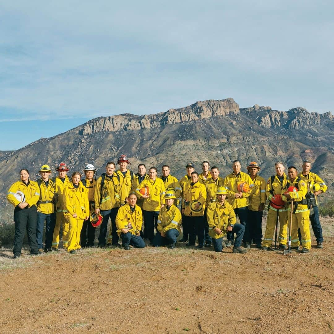 Vogueさんのインスタグラム写真 - (VogueInstagram)「California's firefighters are at the front lines of fighting the consequences of climate change. Today, we take a moment to honor the firefighters who are working to keep California safe. Above: The fire fighters of Butte County. Photographed by @Stephen.Shore, Vogue, March 2019」10月29日 4時40分 - voguemagazine