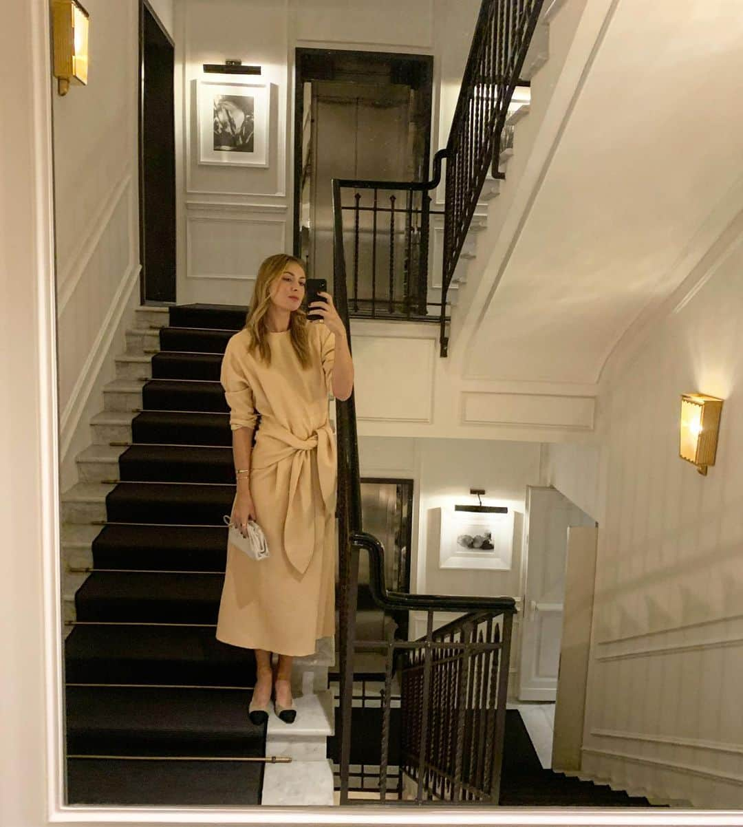 マリア・シャラポワさんのインスタグラム写真 - (マリア・シャラポワInstagram)「The beautiful interiors and staircases of @jkplaceroma, our home last weekend.」10月29日 7時40分 - mariasharapova