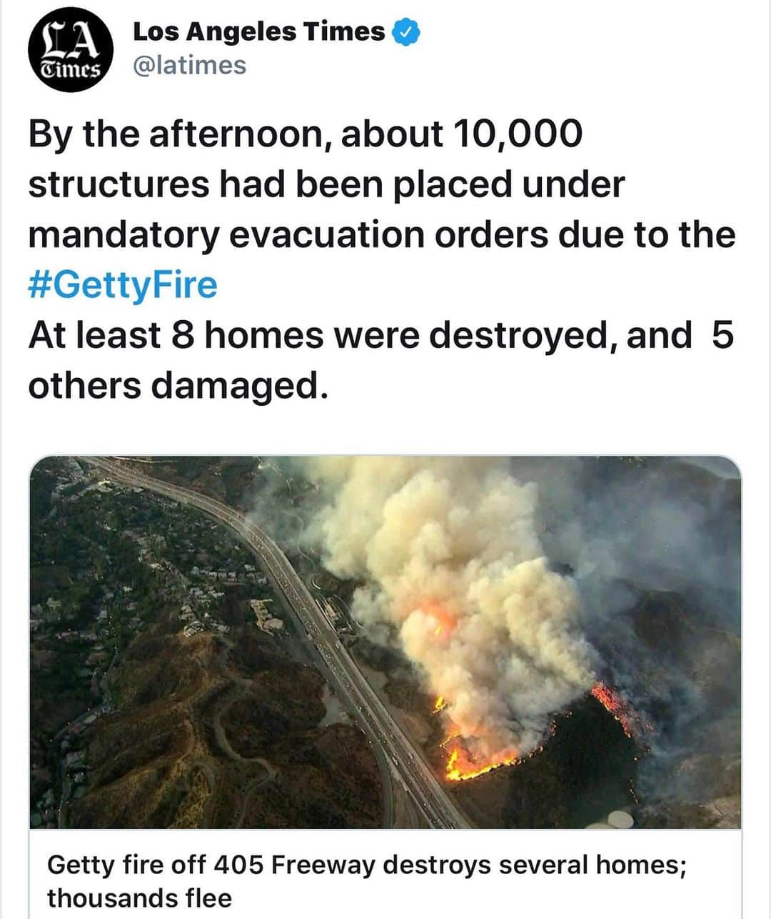 ジミー・キンメルさんのインスタグラム写真 - (ジミー・キンメルInstagram)「Thank you to our brave firefighters who are battling the #GettyFire & #TickFire in LA and the #KincadeFire in Sonoma County. If you’d like to assist those affected go to: RedCross.org. @redcrossla @americanredcross @losangelesfiredepartment」10月29日 9時50分 - jimmykimmel