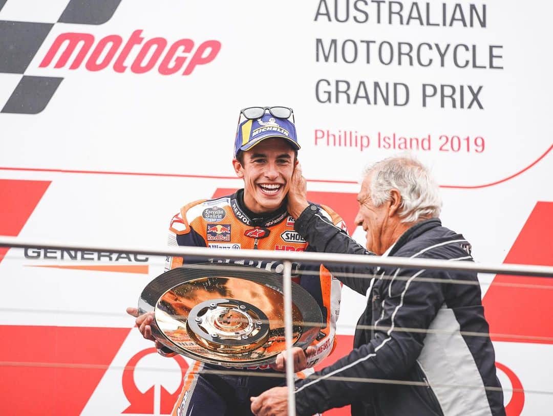 レプソル・ホンダのインスタグラム：「Past and present. 23 World Championships.」