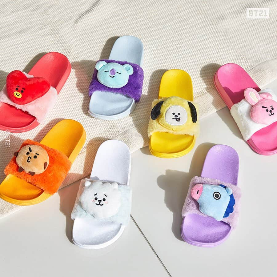 BT21 Stars of tomorrow, UNIVERSTAR!さんのインスタグラム写真 - (BT21 Stars of tomorrow, UNIVERSTAR!Instagram)「Stepping toward winter…👣 #BT21 #Roomshoe #Collection  2019. 10. 30 6PM (PDT) Dropping at LINE FRIENDS COLLECTION . Find out more > Check product tags🏷」10月29日 11時00分 - bt21_official