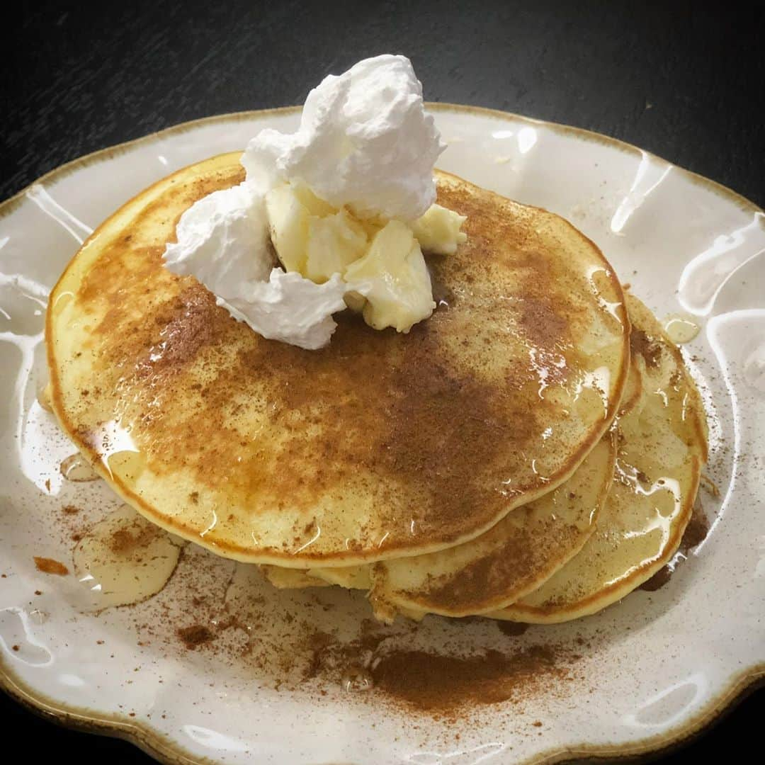 ユン・ウネさんのインスタグラム写真 - (ユン・ウネInstagram)「혼자 만들고 혼자 맛있게 냠냠~ 🥞😋」10月29日 14時57分 - y1003_grace