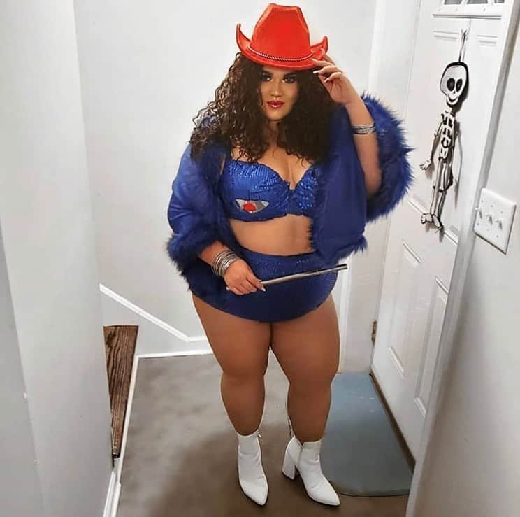 ワーナーミュージック・ジャパン洋楽さんのインスタグラム写真 - (ワーナーミュージック・ジャパン洋楽Instagram)「【Lizzo】 今年のハロウィンはリゾだらけ？！ ✨ 年齢幅広く、リゾの仮装をしている人がたくさん🤣❤️ 印象的なライブパフォーマンスの衣装から、ヒット曲「トゥルース・ハーツ」や「ジュース」のミュージックビデオで着ていた衣装まで、いろんなリゾになりきっている人がいますね！！ ✨ 本人は、「もう泣いちゃう、、本当に最高！！リゾ仮装を着て自分に自信を持って、強さとセクシーさを感じて欲しいわ！みんなの仮装は「グッド・アズ・ヘル」よ！みんなの写真を見るのが大好きだから、どんどん私をタグ付けしてね！」とコメント❣️ #lizzo #halloween #halloween2019 #truthhurts #juice #goodashell #リゾ #仮装 #ハロウィン #ファン #洋楽」10月29日 15時01分 - warnermusicjp_intl