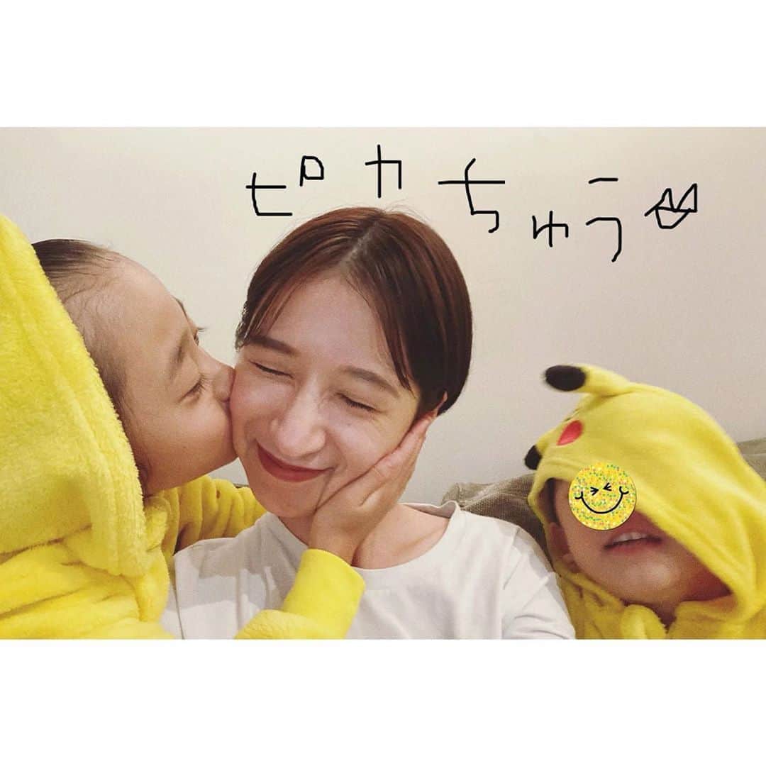 松本恵奈さんのインスタグラム写真 - (松本恵奈Instagram)「ピカチュウに挟まれて幸せタイム♡」10月29日 15時20分 - ena1123