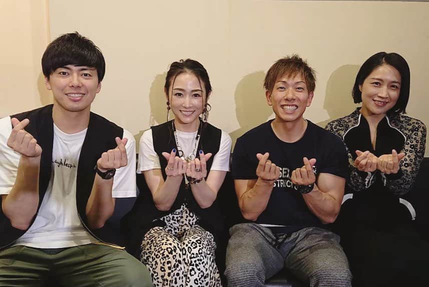 のインスタグラム：「出演情報✨ Barコイカリ AV男優の"しみけんさん"をゲストに色んなお話を伺います😜✨ MX2にて、東京は11/3(日)夜11時〜放送です！ 他のエリアは画像で放送日をチェックしてね😊✨ 是非是非見て下さい💕 . Appearance information "Bar Koikari" Guest is AV actor "Shimiken-san" We asked various stories from him On MX2, Tokyo is broadcast on 11/3 (Sunday) from 11:00 pm! For other areas, check the broadcast date with images Please take a look! . #Barコイカリ #コイカリ #恋とか愛とか #TV #杏さゆり #SayuriAnzu」