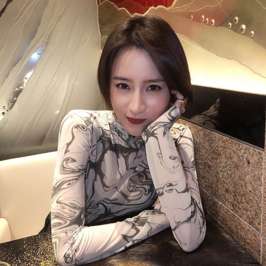 寒川綾奈のインスタグラム