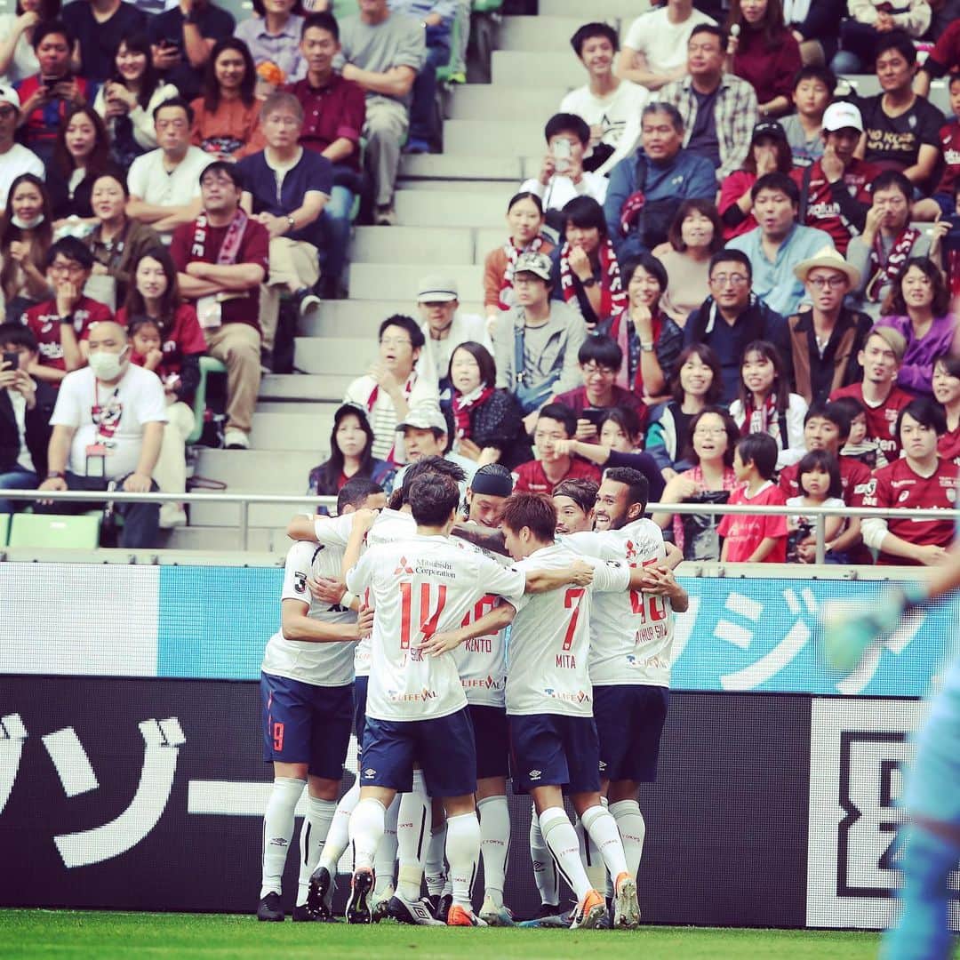FC東京オフィシャルグッズさんのインスタグラム写真 - (FC東京オフィシャルグッズInstagram)「. vs #ヴィッセル神戸 さぁまたここから走り出そう。 最後の1秒まで。 全員で。 @fctokyoofficial  #FC東京 #fctokyo #tokyo」10月29日 16時41分 - fctokyoofficial