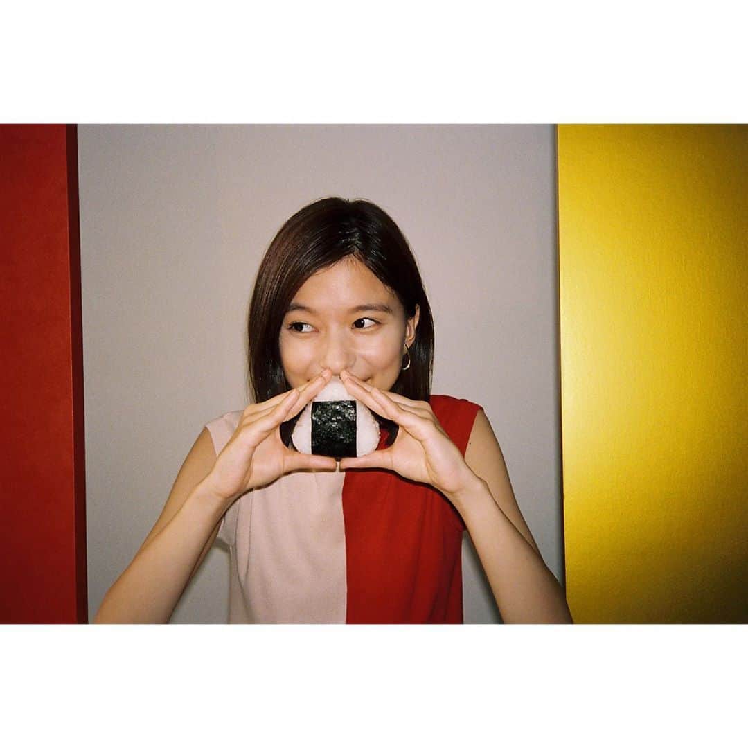 芳根京子さんのインスタグラム写真 - (芳根京子Instagram)「🍙 #film #NewDays」10月29日 17時05分 - yoshinekyoko