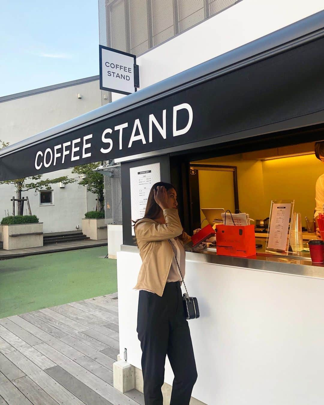 佐藤衣里子さんのインスタグラム写真 - (佐藤衣里子Instagram)「coffeeはブラック派☕️❤︎ 食後に絶対飲みたい派😊💞 #coffeestand#coffeelover#coffeebreak#coffee」10月29日 17時07分 - eriko0625