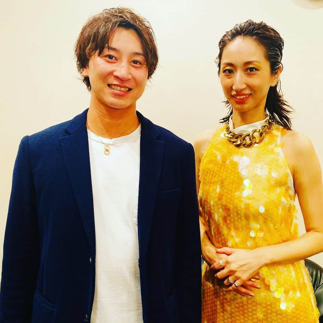 金子侑司のインスタグラム：「昨日はミスオージャさんの バースデーライブに 行ってきました😊  相変わらず最高の歌声で とても感動しました🥺  明日からのキャンプも 有意義な時間に出来る様に 頑張ります‼︎」