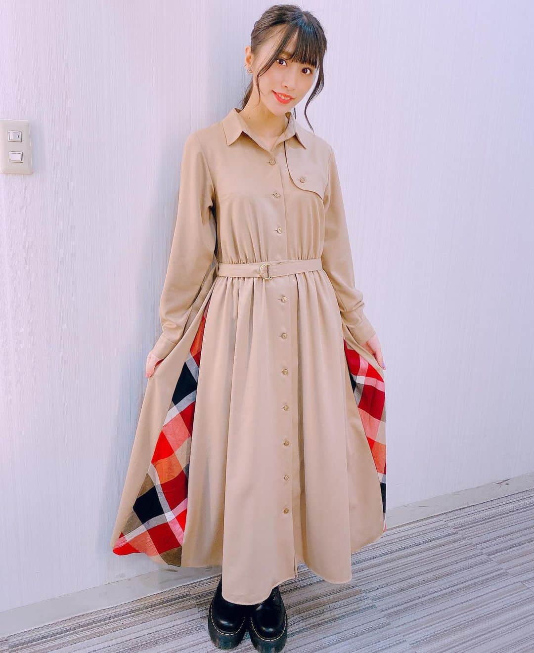 根岸愛のインスタグラム：「本日の私服👗 BLUE LABEL CRESTBRIDG 秋らしいワンピース🍁 #bluelabel #crestbridge #crestbridgebluelabel #fashion #onepiece #ねぎ私服 #ねぎしふく #ブルーレーベル #クレストブリッジ #ワンピース」