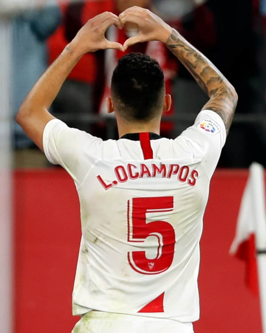 LFPさんのインスタグラム写真 - (LFPInstagram)「❤️ if you're HAPPY because #LaLigaSantander is back today! 😃 • #LaLiga #Ocampos #Football #Sevilla」10月29日 18時29分 - laliga