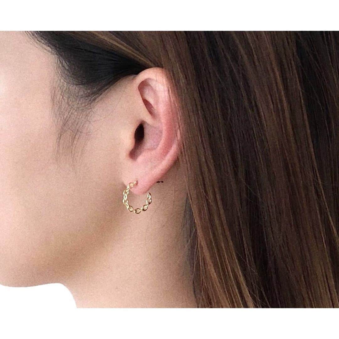 アーカーさんのインスタグラム写真 - (アーカーInstagram)「These sleek Anchor Chain earrings are strikingly modern and edge-driven all at once.Sold as a single stud.  #530park #fivethirtypark #ファイブサーティーパーク #unisexjewelry #mensfashion #mensstyle #fashion  #メンズファッション #メンズジュエリー #ユニセックス」10月29日 19時39分 - fivethirtypark