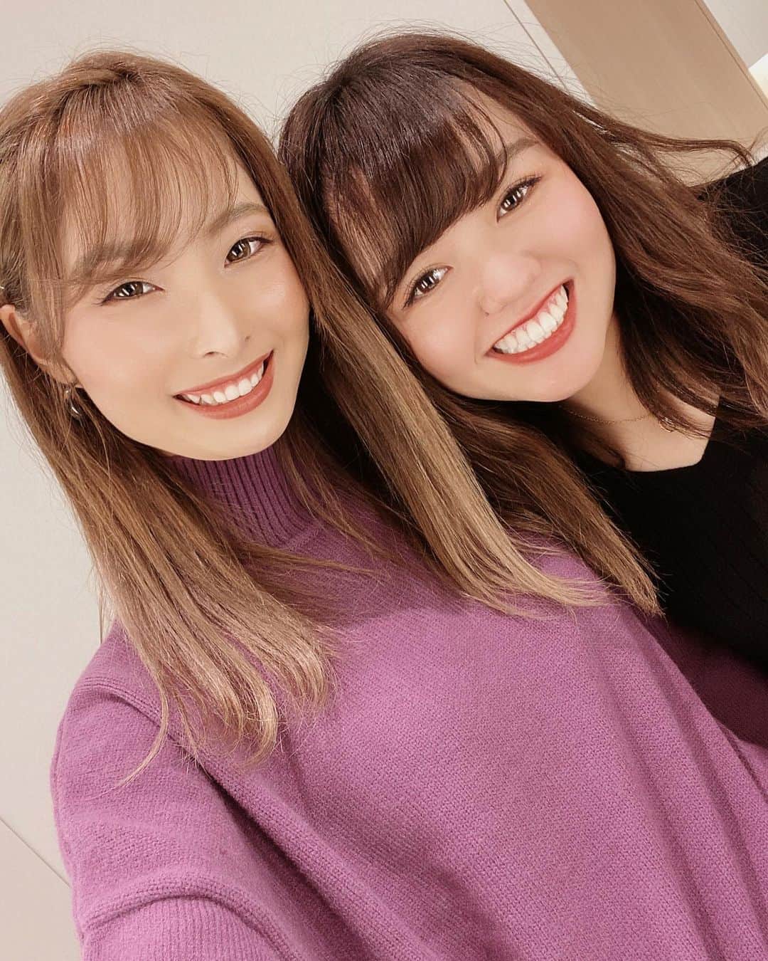 鶴岡果恋のインスタグラム：「. たまにはゴルフじゃなく プライベートな写真を🤤❣️ 大好きなちゃんまゆこと廣田真優と のんびり浅草にいって 1日でタピオカ二杯なんて女子高生っぽいこと して楽しみました〜🤭 一緒にいるとあっちゅ〜まにもおこんな時間だ！ ってなる😯 思い出沢山しあわせなのや〜🤤 #東京 #浅草 #六本木 #offdate☺︎」