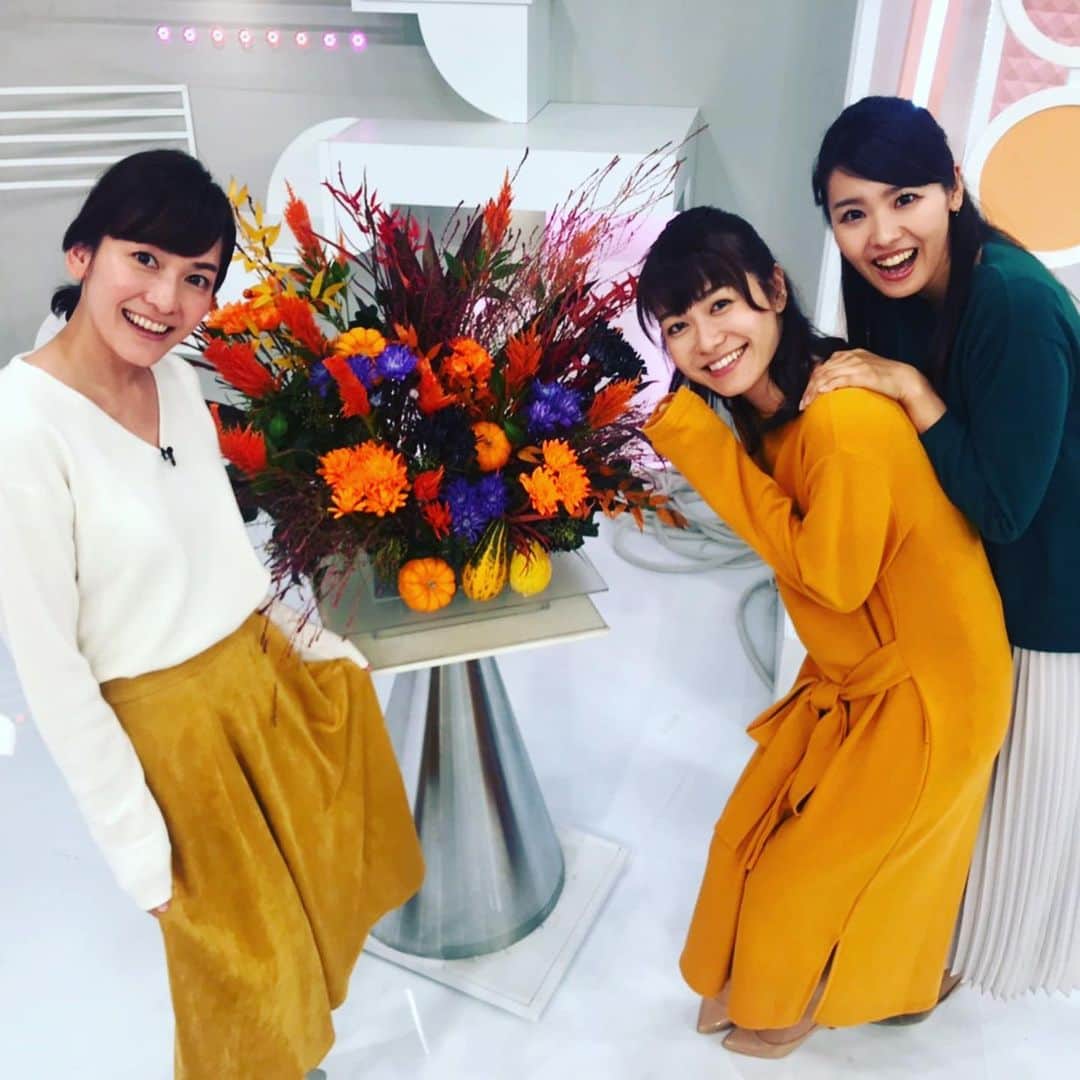 のインスタグラム：「今日の#メーテレ #アップ 女性キャスター陣は、#ハロウィーン 仕様！？の、パンプキンガールズ🎃 #メーテレアップ #アップは午後3時46分から #アップの特集は午後6時15分から #アナウンサー #鈴木しおり #星恭博 #石神愛子 #倉橋友和 #伊豆蔵将太 #濱田隼 #気象予報士 #山田修作 #修作さん #冨永幸」