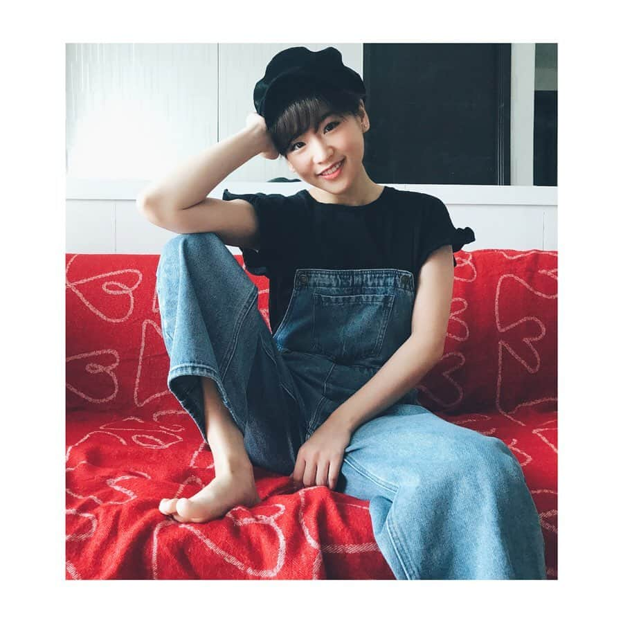 仲川遥香さんのインスタグラム写真 - (仲川遥香Instagram)「Do you like me??? 👖... @_ruruofficial_  #indonesia #jakarta #japan #🇯🇵🇮🇩 #インドネシアタレント #インドネシアライフ #ジャカルタ生活 #ジャカルタ在住 #ファッション #ootd #harukanakagawa #仲川遥香」10月29日 20時02分 - haruuuu_chan