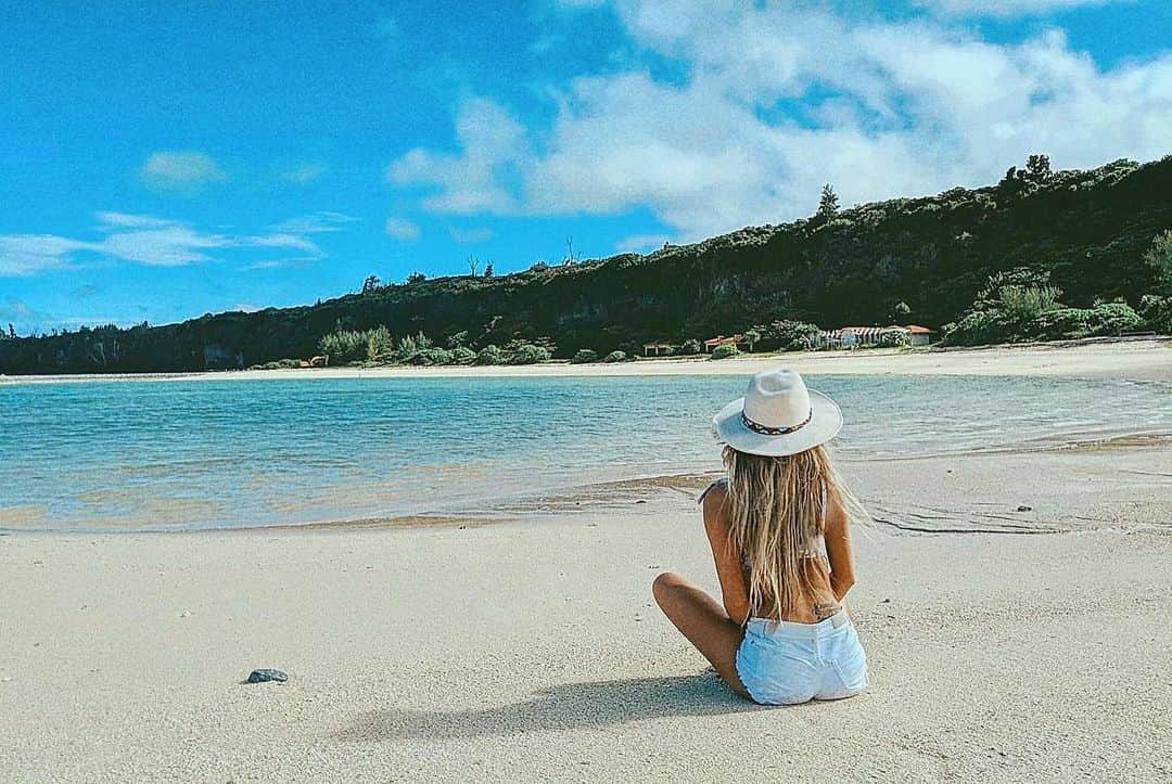 のインスタグラム：「行きたいところ。 知らないところがたくさんある🌎 来年は色々せめたいな♡ #worldisbeautiful #world #🌎」