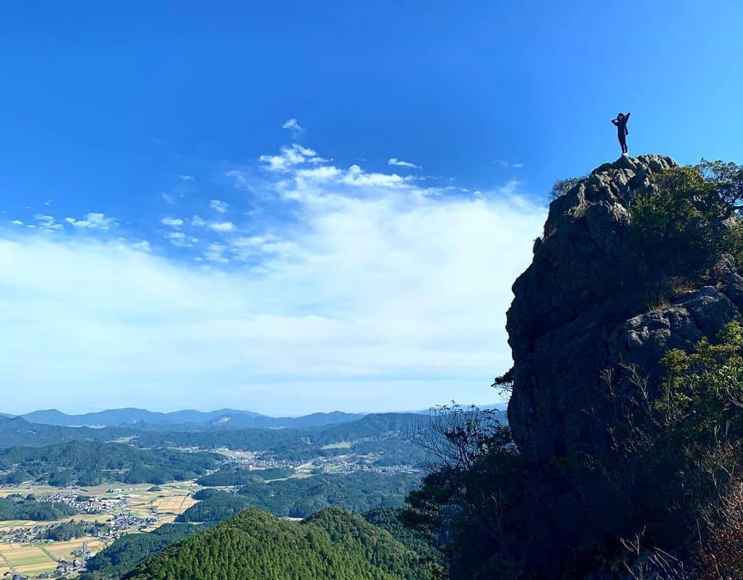 ノーマさんのインスタグラム写真 - (ノーマInstagram)「心から離れない山に出会ってしまったのだ🐒⛰thank yooooou !@hataman_toen @morinagazza  #佐賀 #伊万里 #黒髪山 #saga #imari」10月29日 22時06分 - noma77777