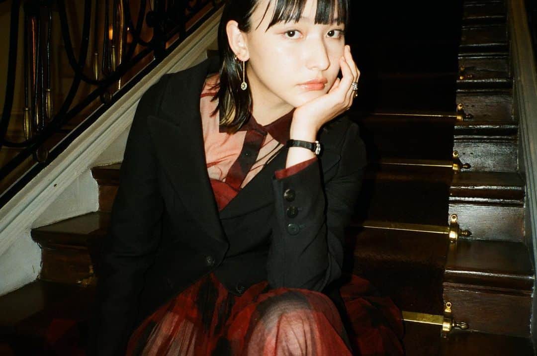 ハンナ・チャンのインスタグラム：「Throwback @Dior ❤️」