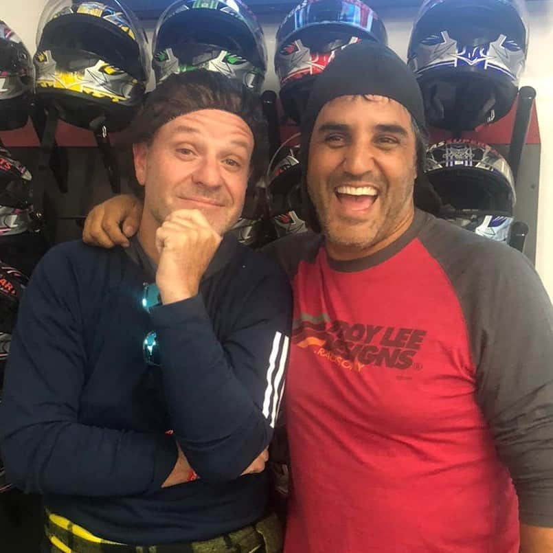 ファン・パブロ・モントーヤさんのインスタグラム写真 - (ファン・パブロ・モントーヤInstagram)「Always trying to improve our looks. @rubarrichello @exoticsracing #greatfriends」10月30日 0時44分 - jpmonty2