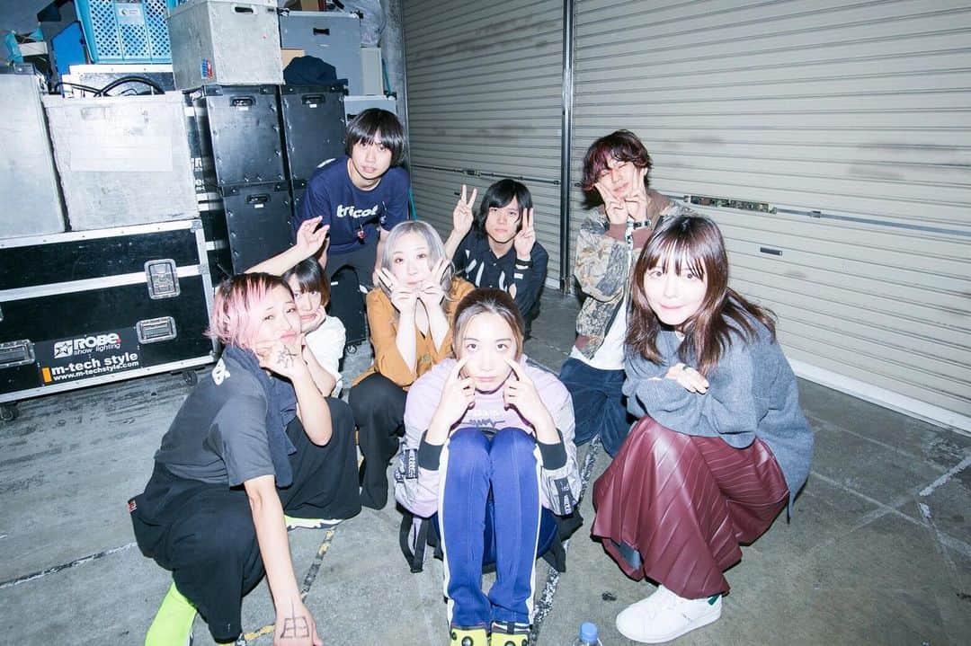 のインスタグラム：「2019/10/29 tricot❤️yonige #tricot #yonige」