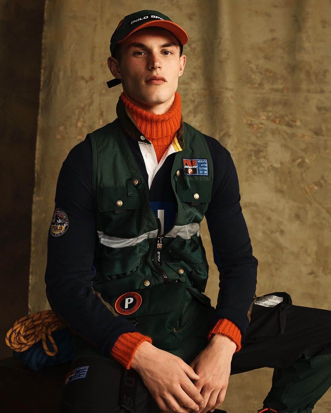 Polo Ralph Laurenさんのインスタグラム写真 - (Polo Ralph LaurenInstagram)「Rugged favorites and bold colors inspired by the original 1998 mountain sport collection.  Launching November 14 via #ThePoloApp (US and UK Only) and in select stores.  #PoloRalphLauren #PoloLTD」10月30日 1時16分 - poloralphlauren