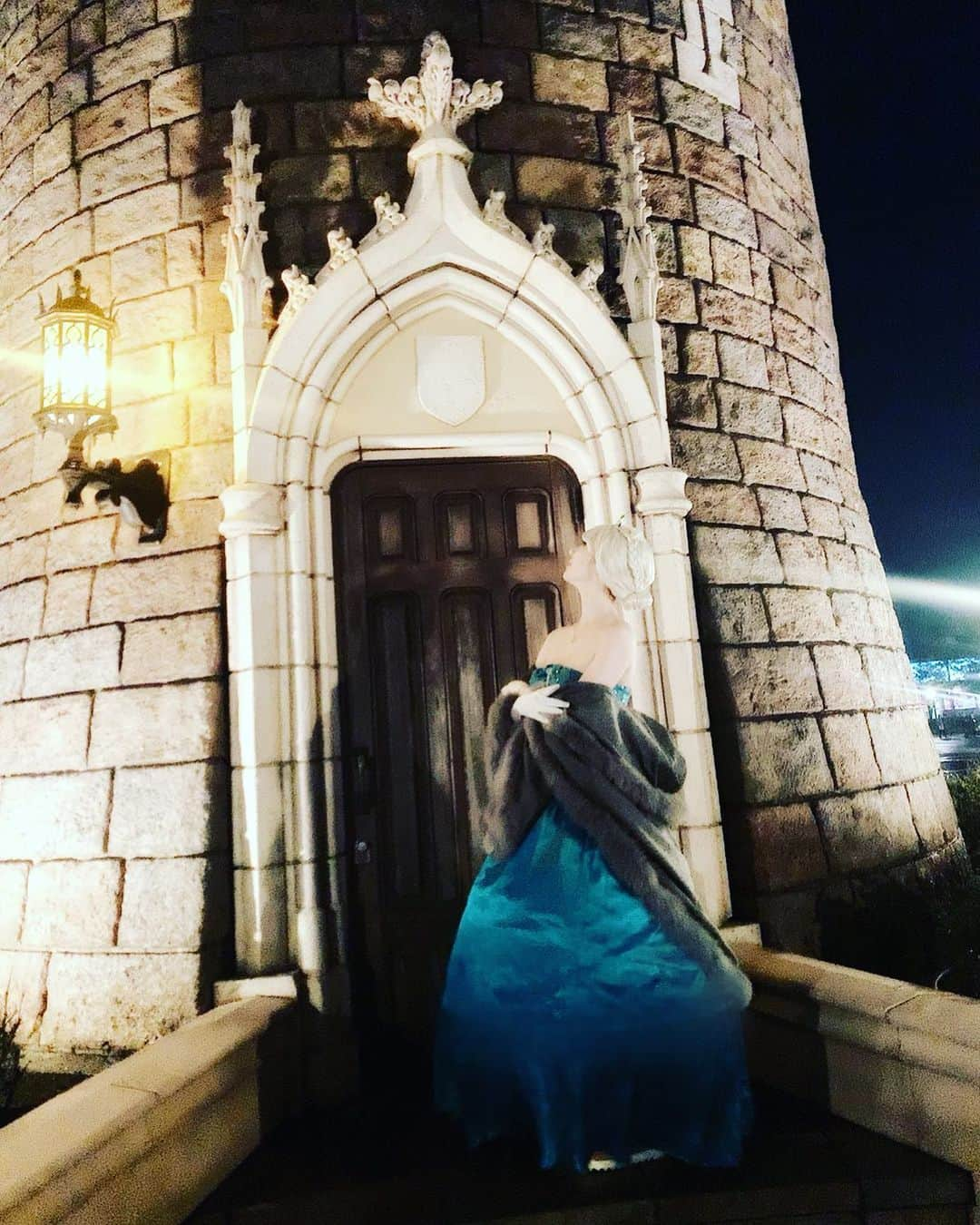 森下悠里さんのインスタグラム写真 - (森下悠里Instagram)「Happy Halloween💙 - #happyhalloween #2019 #dress #Princess」10月30日 1時32分 - yuurimorishita