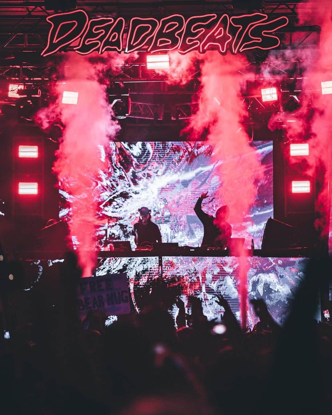 Zeds Deadのインスタグラム：「HALLOWEEN started early with the @deadbeats crew! Much love to everyone that came to our first party in ABQ!」