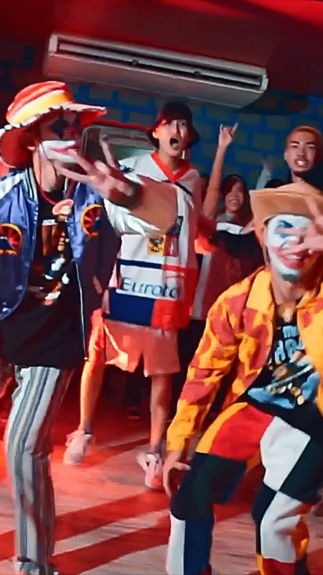 JP THE WAVYのインスタグラム：「dance by @mr.baabee & @kelo_the_silverfang」