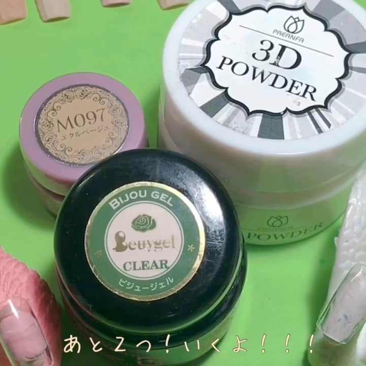 なかやまちえこのインスタグラム：「‪ニットネイル🧶いろんなジェルで描き比べ！検証！ ‬ ‪https://youtu.be/Bl85q9VtjQQ‬ 詳しくはYouTubeを見てね👀（プロフにリンクあります） #nail #nails #nailart #ネイル #美甲 #ネイルアート  #clou #nagel #ongle #ongles #unghia #japanesenailart #manucure #네일 #젤네일 #네일아트 #네일리스트 #japanesenails #manicurist #gelnails #أظافر #冬ネイル #winternails #ニットネイル #knitnails #youtube」