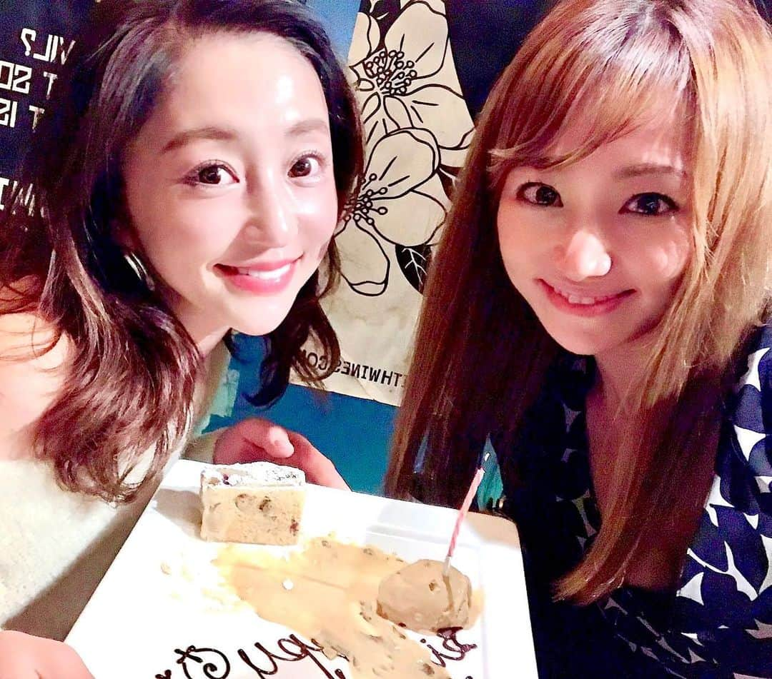 柑谷あゆみさんのインスタグラム写真 - (柑谷あゆみInstagram)「ゆりっち♡ありがとお😍 ケーキプレート縦にしすぎてアイスが文字消してる😱💦 #happybirthday イブ #誕生日 #ケーキ2回も #サプライズ #ありがとう #大好きな友達」10月30日 15時29分 - kantani_ayumi