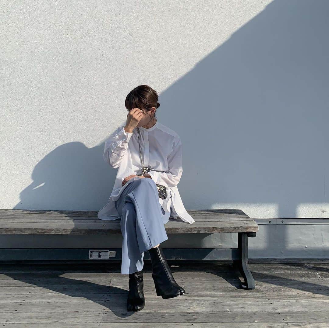 Mie Kawanoのインスタグラム：「5年以上愛用してるシャツ 今年もお世話になってます♡ ____________________________________ #enfold #maisonmargiela #bigotre #cooridnate #code #mamacode #コーディネート　#コーデ　#ママコーデ　#instagood #instafashion」