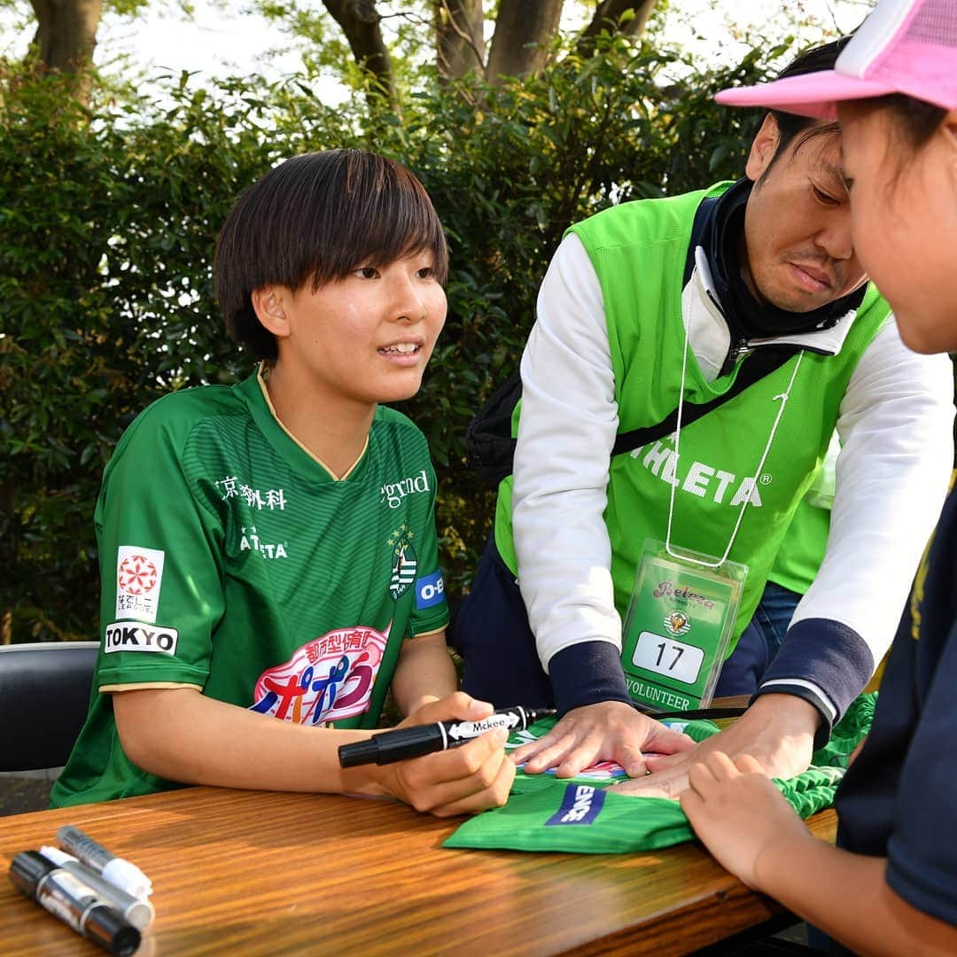 東京ヴェルディさんのインスタグラム写真 - (東京ヴェルディInstagram)「本日、10/30は日テレ・ベレーザ 菅野奏音選手の19歳のお誕生日です！おめでとうございます！  現在タイでAFC U-19女子選手権を戦うオト。先日のミャンマー戦でもフル出場を果たしました。U-20女子W杯の切符を勝ち取ろう！  #beleza #日テレベレーザ #東京 #tokyo #菅野奏音 #happybirthday #誕生日」10月30日 12時23分 - tokyo_verdy