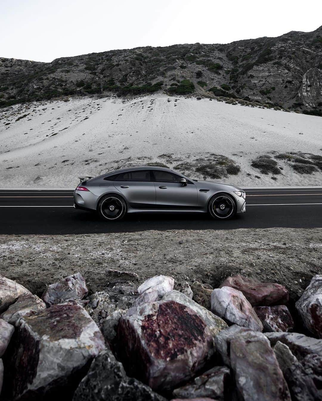 CARLiFESTYLEさんのインスタグラム写真 - (CARLiFESTYLEInstagram)「What’s your favorite thing about the Mercedes AMG GT63 S? Photo by @paid2shoot #carlifestyle #GT63S #AMG」10月30日 13時07分 - carlifestyle