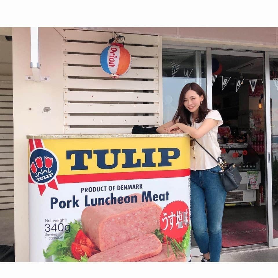 本田珠規のインスタグラム：「瀬長島ウミカジテラス！ . 美味しいサーターアンダギーのお店に、 ハンモックカフェ、沖縄料理、 . 日本とは思えない空間で満喫しました✨ . #ウミカジテラス#瀬長島#うみかじテラス  #ハンモックカフェ#サーターアンダギー#かめおじーのサーターアンダギー  #沖縄旅行 #okinawatrip#okinawajapan#okinawa  #trip」