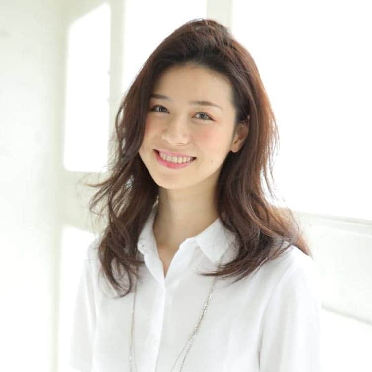 アースモデルスのインスタグラム：「永井彩夏 花王ビオレu The Body「 誕生」篇　 https://www.youtube.com/watch?v=_JzLUbkZUrM #永井彩夏＃ビオレuTheBody＃ビオレU＃アースモデルス#earthmodels」