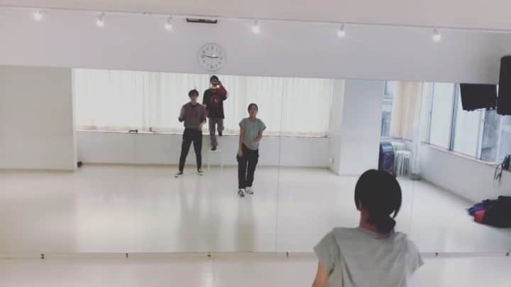 チ・ハンソルのインスタグラム：「Antisocial -Ed Sheeran & Travis Scott With @akanenmiyoshi 📷 @gene____01」