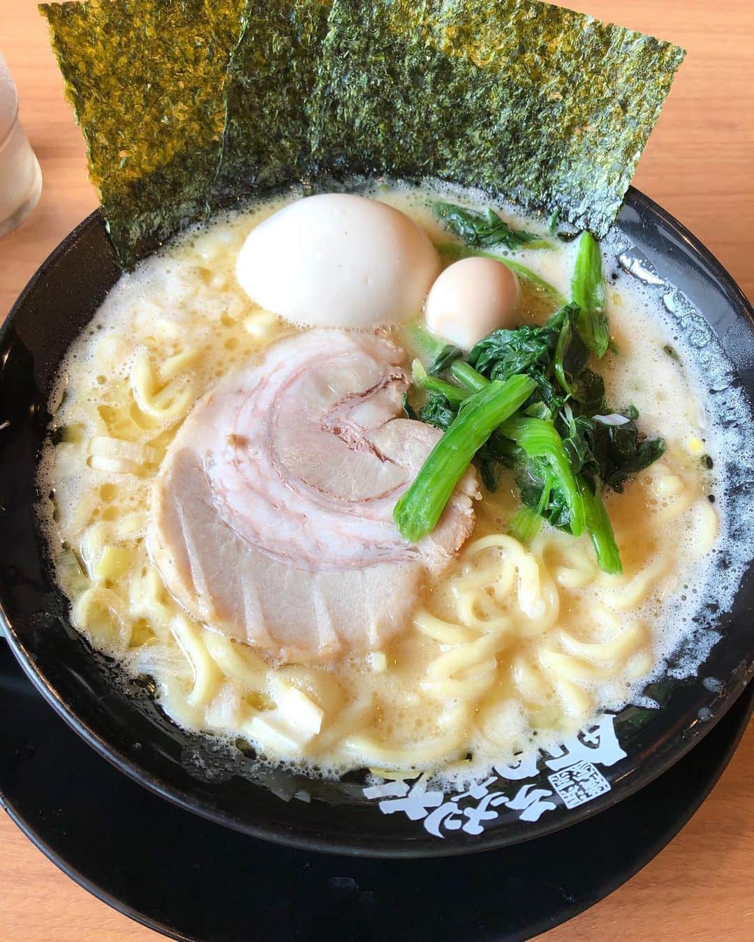 井上香織さんのインスタグラム写真 - (井上香織Instagram)「2019.10.30🍜 ・ やっぱり美味しい😋 しあわせ。。。♡ ・ #3ヶ月ぶり #町田商店 #らーめん #見たら食べたくなりますよ」10月30日 17時27分 - kaorin888
