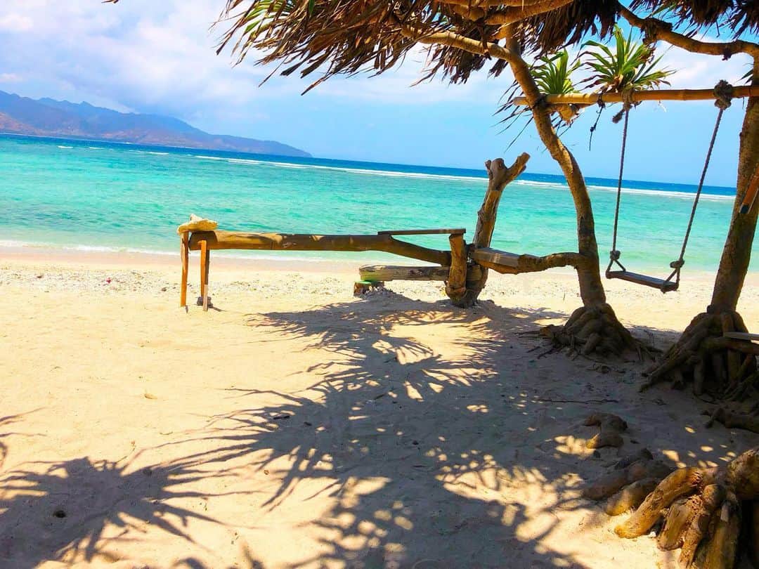 miniのインスタグラム：「Gili Island🏝 Trawangan💎🌴💎 #bali #trip #balitrip #gili #giliisland #gilitrawangan #sea #ocean」