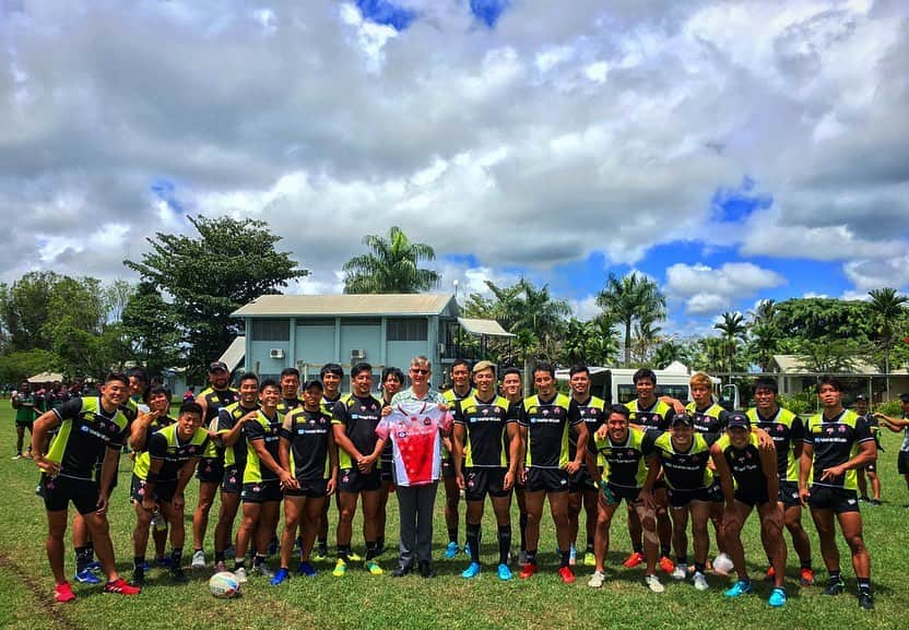 藤田慶和さんのインスタグラム写真 - (藤田慶和Instagram)「Vinaka🇫🇯 2日間で7分×22試合🏉 相手してくれたフィジーのチームありがとう🙇🏼‍♂️ #sevens #japan #セブンズ #日本代表 #fiji #フィジー #練習試合 #ラグビー #rugby #ノーサイド #day2」10月30日 17時56分 - yoshikazu15