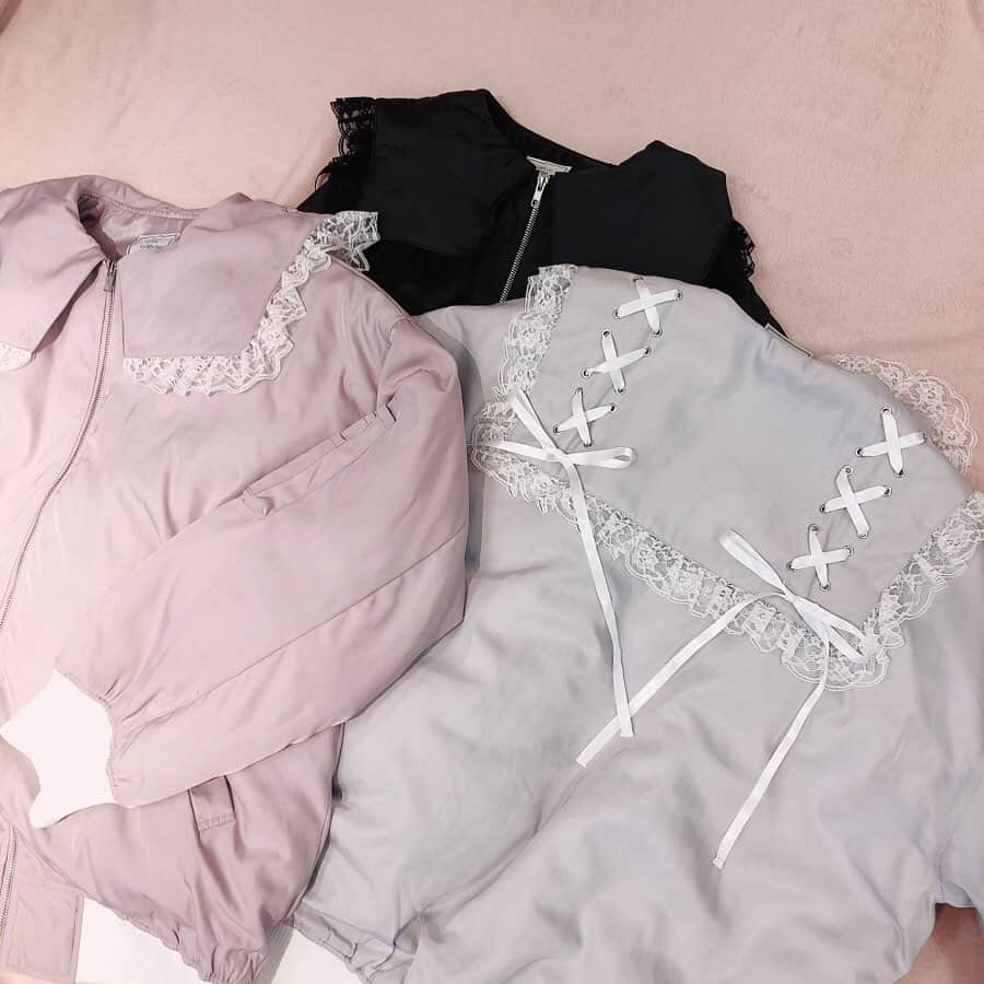 Ank Rougeさんのインスタグラム写真 - (Ank RougeInstagram)「. 【press】 . 中わたセーラーブルゾン gray/pink/black ¥17,000+tax . 今週入荷予定🧸♥️💜🖤 ‪…………………………‬ . 11月1日12時より Neo Casual Correctionを 公式通販サイトAilandにて公開🐰🌹 . お楽しみに🖤♥️💜 . #ankrouge」10月30日 18時26分 - ankrouge_official