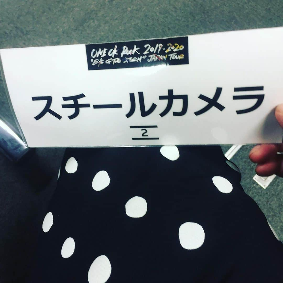 橋本塁さんのインスタグラム写真 - (橋本塁Instagram)「本日の現場は広島グリーンアリーナでのONE OK ROCK 2019-2020”EYE OF THE STORM“JAPAN TOUR 2days撮影の初日！広島はジュレンと一緒！ 今日も今日とてヴァシャっと撮るど！ #oneokrock #oor #広島 #eyeofthestorm #eyeofthestormtour #soundshooter #サウシュー #ruihashimoto #橋本塁」10月30日 18時22分 - ruihashimoto